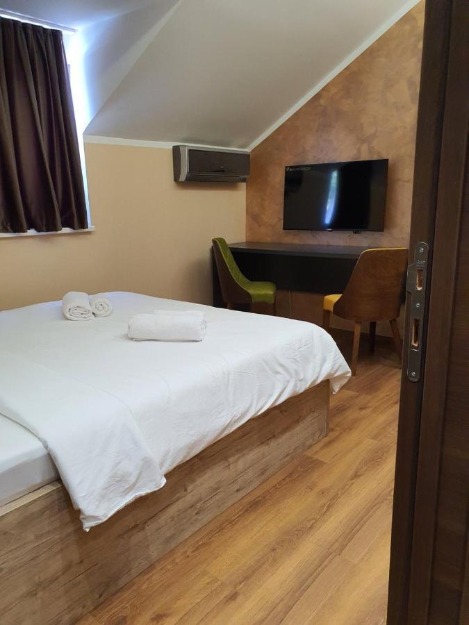 Apartmani Mali Vikend Belgrade Exterior photo